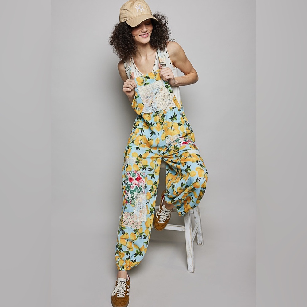 POL Summer/Spring Collection Laced Patchwork Overalls Detailing - Picture 3 of 6